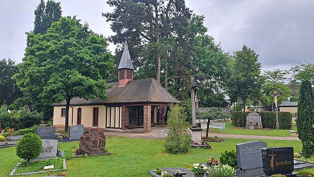 Bild von der Kapelle am Friedhof
