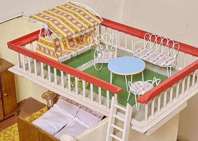 Puppenstube mit Dachterrasse