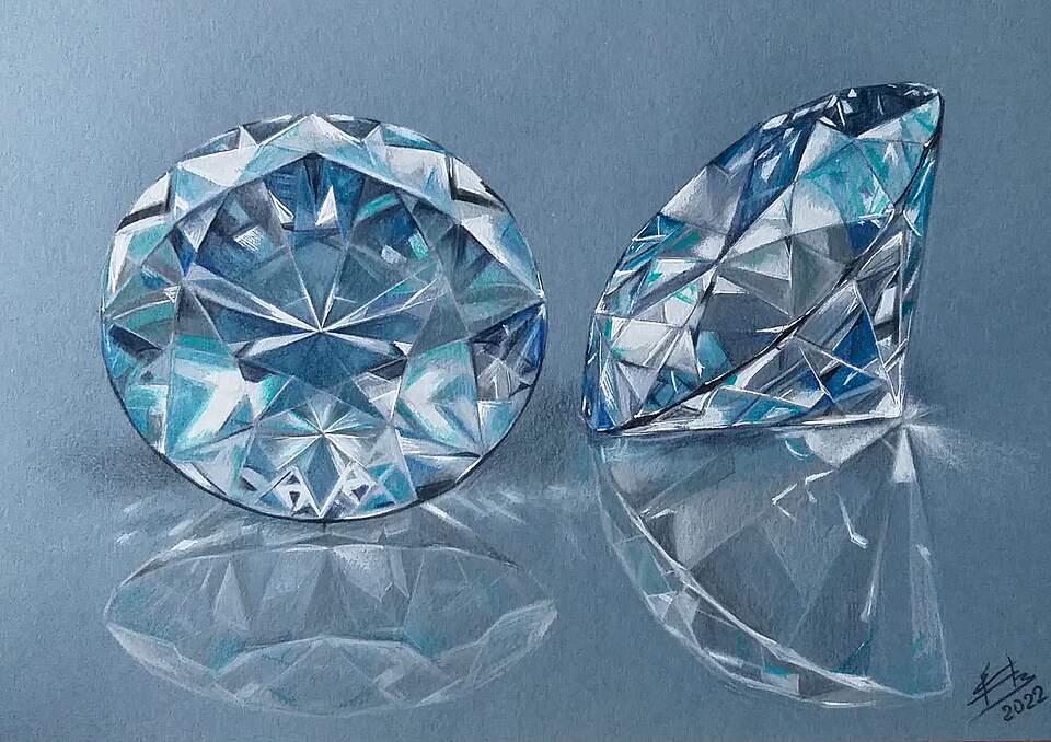 Eine in blautönen gehaltene Zeichnung von 2 Diamanten. Eine in blautönen gehaltene Zeichnung zeigt zwei Diamanten, einmal in der Frontansicht und einmal seitlich.