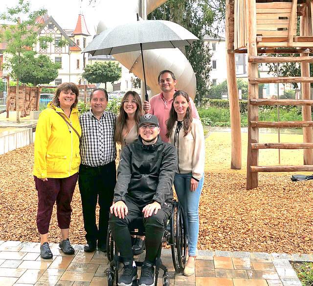 Spielplatzpaten auf einem Spielplatz in Forchheim