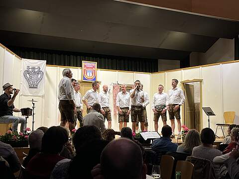 HOU's Chorfahrt Roppen 2025 - Auftritt von HOU's