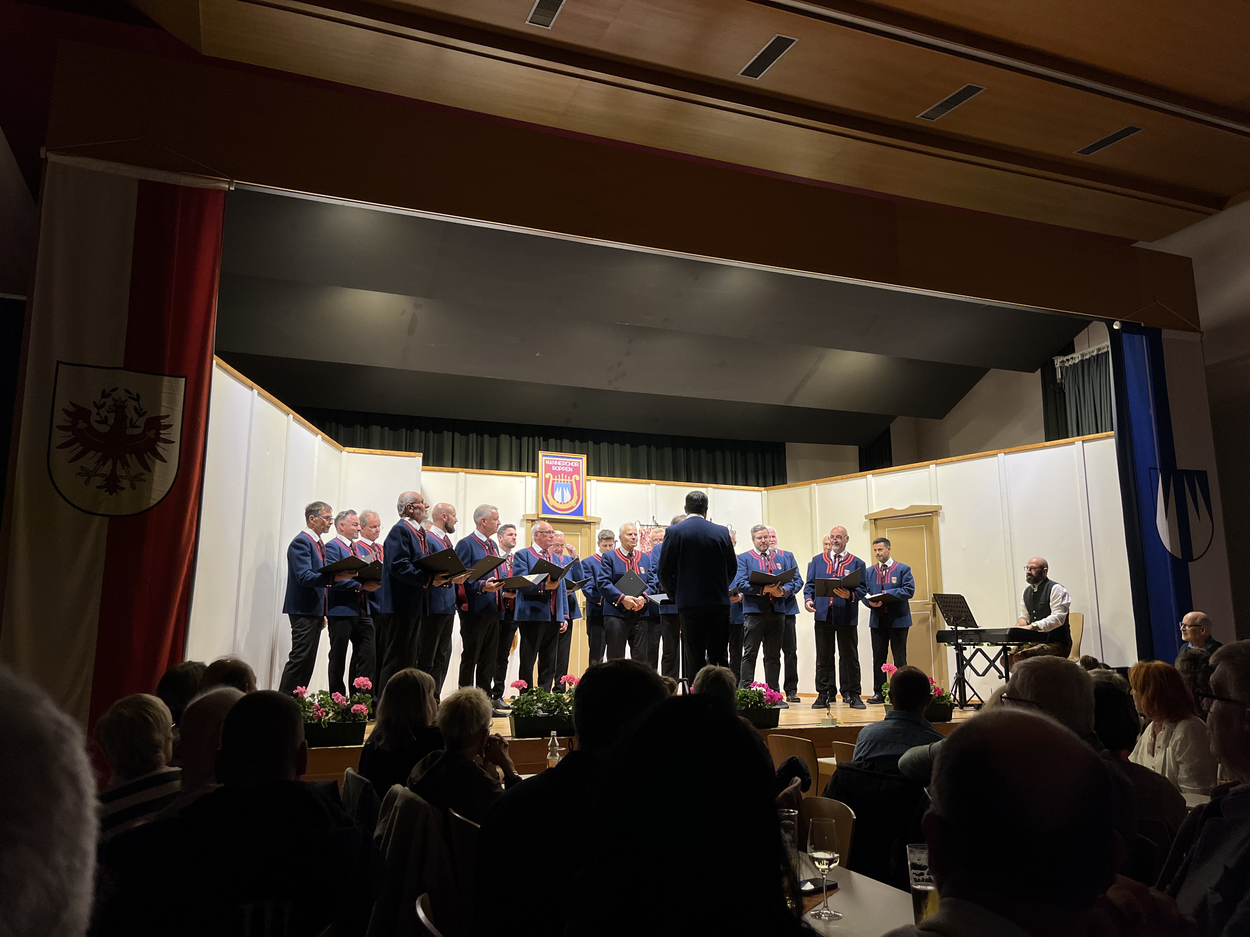 Chorfahrt Roppen 2025 - Auftritt "Männerchor Roppen"